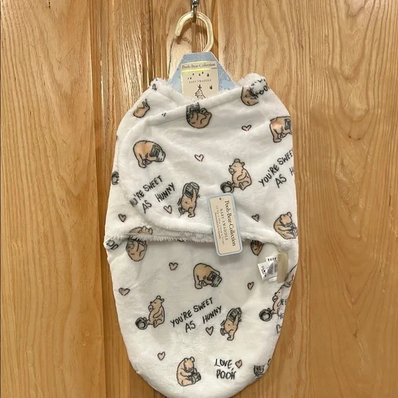 Disney Winnie the Pooh Baby Swaddle - Picture 1 of 5